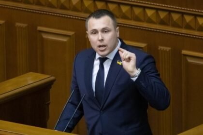 костенко роман васильович