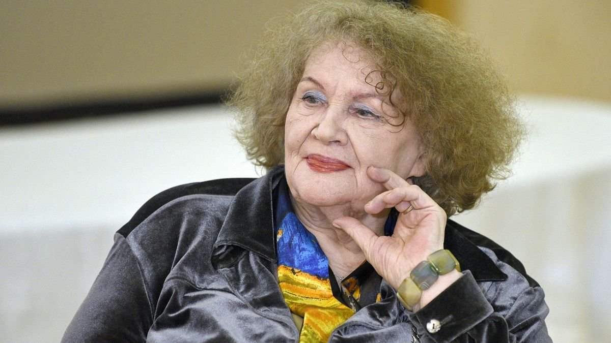 ліна костенко