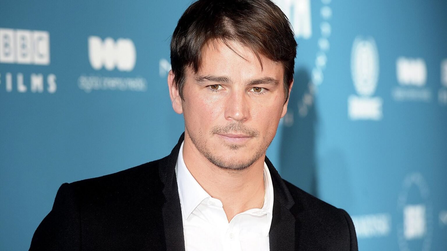 джош гартнетт